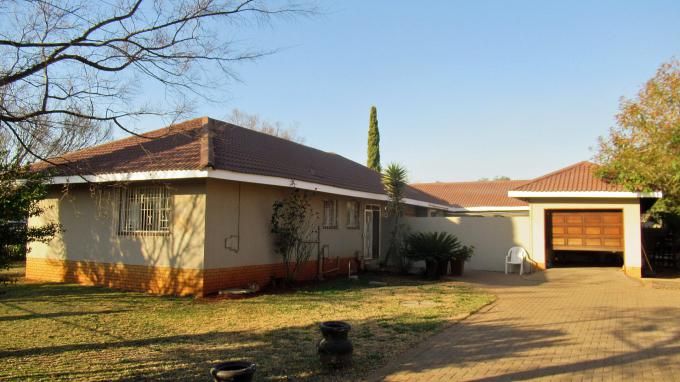 3 Bedroom with 2 Bathroom House For Sale Free State