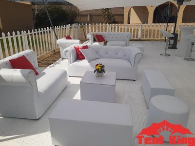 Couches, Pallet Couches, Ottomans and Cocktail Lounge For Hire