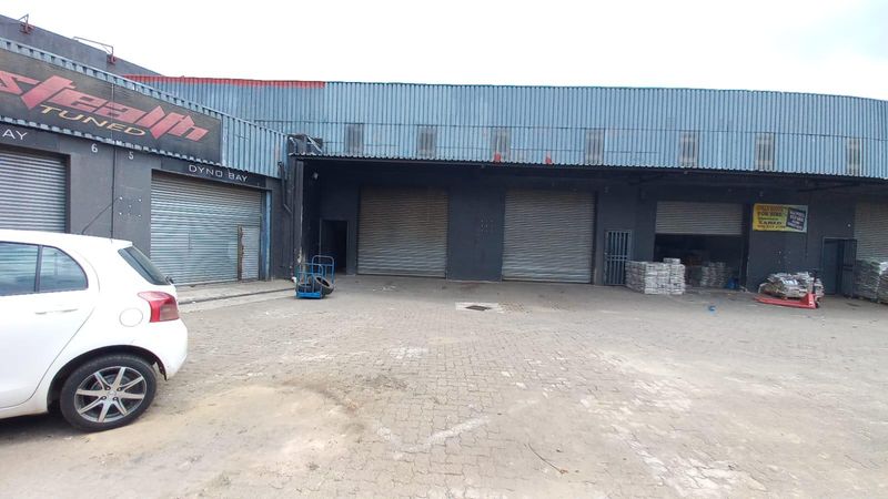 Industrial unit to let in City West