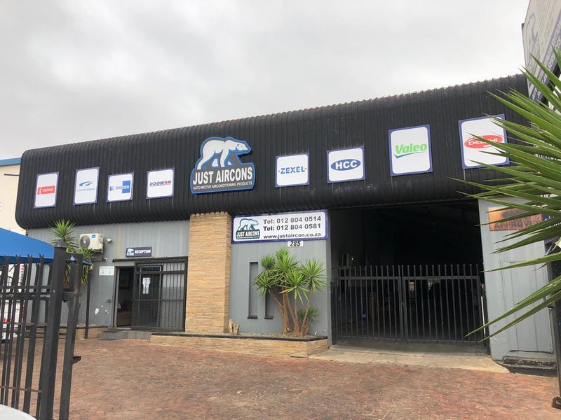 INVESTMENT - SILVERTON - 1,018SQM WAREHOUSE FOR SALE ON DYKOR ROAD IN SILVERTON