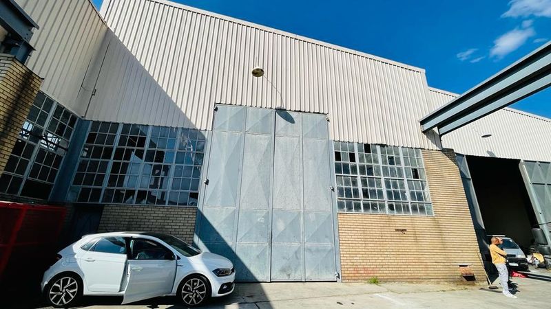Industrial facility for rent in Lea Glen