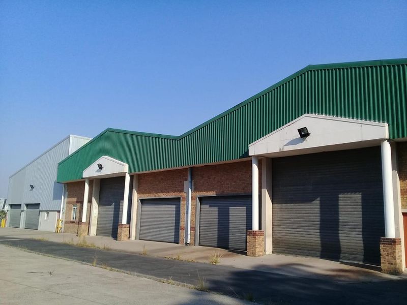 Large Freestanding Industrial Warehouse to let