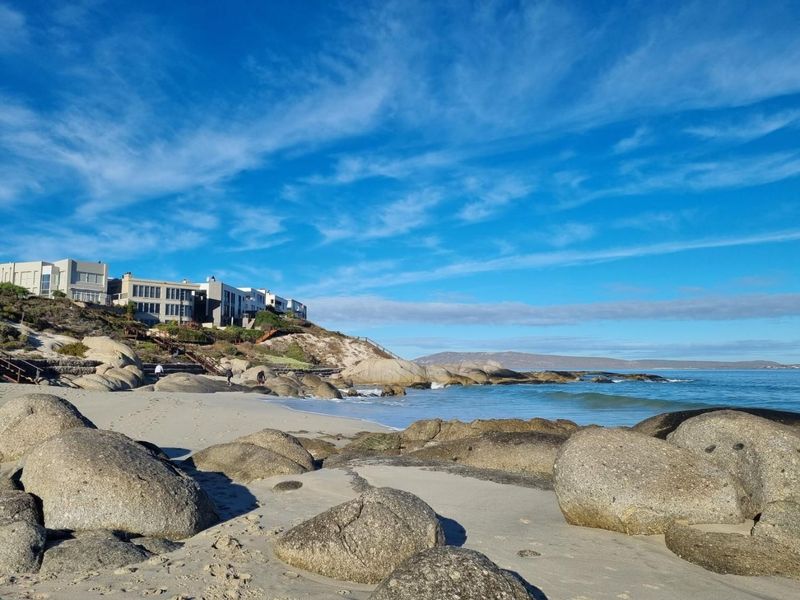 Langebaan Self catering Holiday Home-Private Access to Calypso Beach-In Secure Estate.