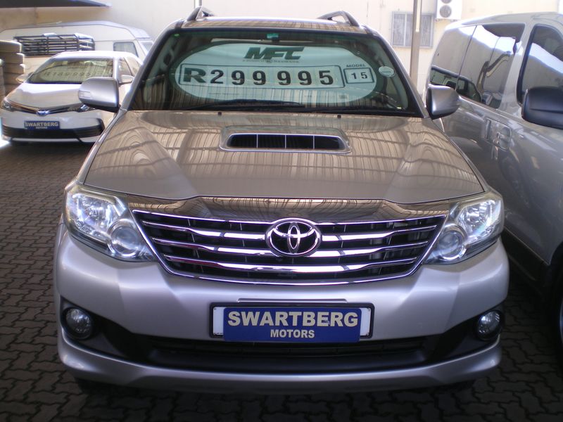 2015 Toyota Fortuner 2.5 D-4D Raised Body AT