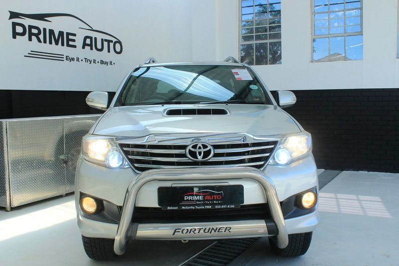 2013 TOYOTA FORTUNER 2.5D-4D RB A/T