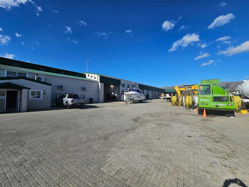 Broadlands | 12000sqm Industrial yard with 2600sqm warehouse To Rent in Strand
