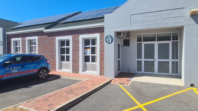 100SQM OFFICE SPACE AVAILABLE TO LET IN CENTURION BUSINESS PARK, MONTAGUE GARDENS