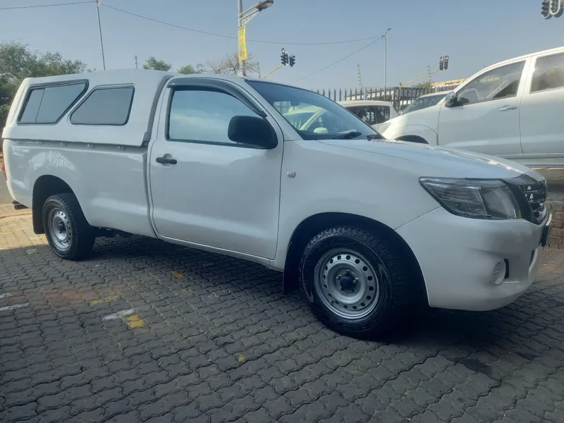 2010 Toyota Hilux 2.5 D-4D for sale!