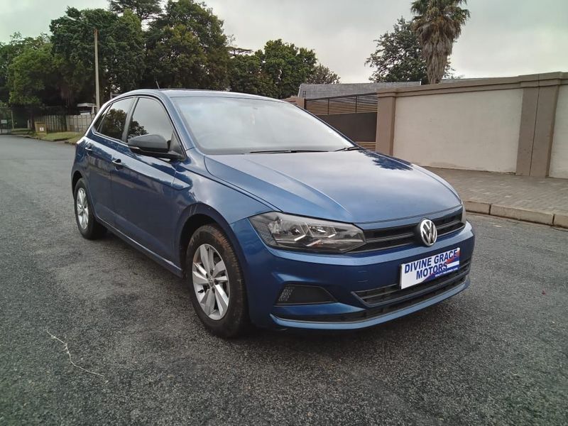 Volkswagen Polo 1.0 Trendline, Blue with 80000km, for sale!
