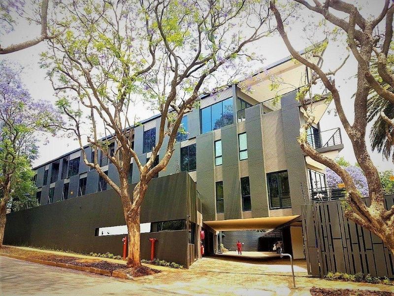 3 Bedroom Apartment To Rent in Rosebank