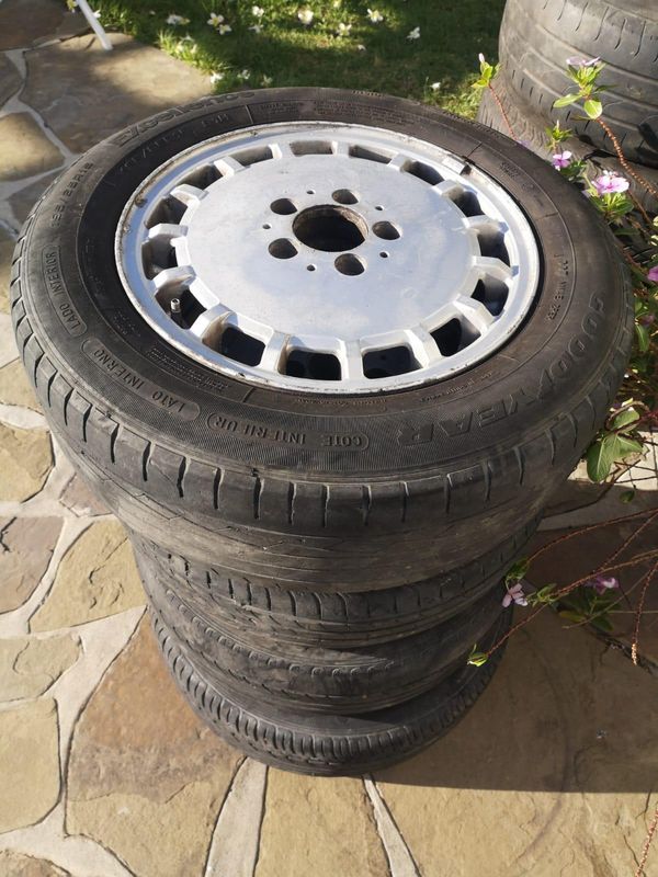 Mercedes-Benz 15inch Mag Wheels for SALE