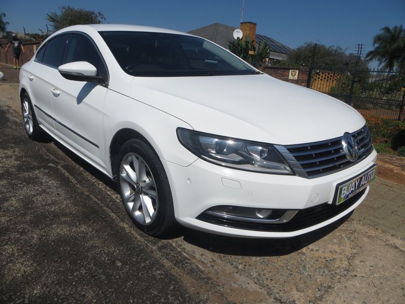 2014 Volkswagen CC 2.0 TDI BlueMotion Highline DSG, White with 105000km available now!