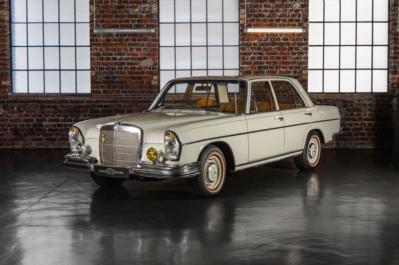 1969 Mercedes-Benz 280s W108 For Sale