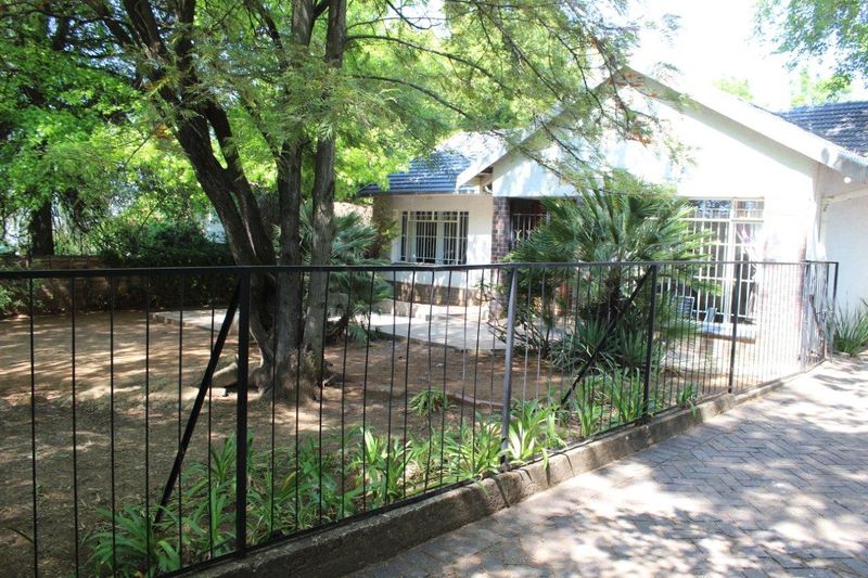 3 Bedroom House For Sale in Blairgowrie