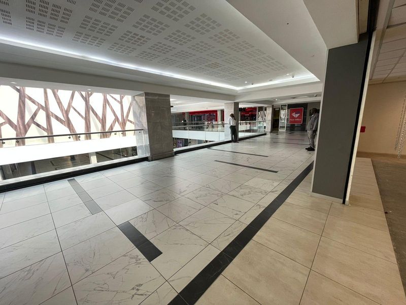 Benmore Centre | Shop for rent in Sandton