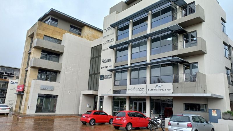 375m2 Of A grade office space to rent in Tyger Valley