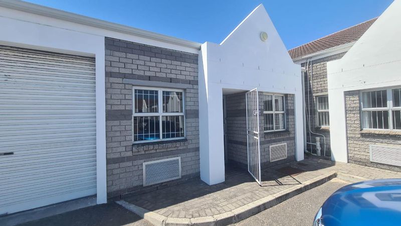 100SQM WAREHOUSE AVAILABLE TO LET IN MILNERTON BUSINESS PARK, MONTAGUE GARDENS