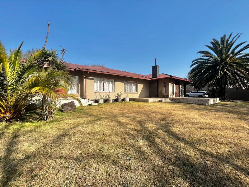 Large home for sale in Bethal