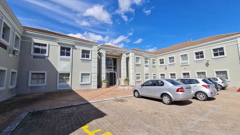 Neat condition | Central and accessible | Pinelands |