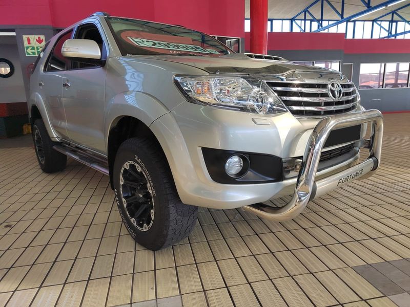 2012 Toyota Fortuner 3.0 D-4D 4x4 Heritage, ONLY 211000KMS, CALL BIBI 082 755 6298