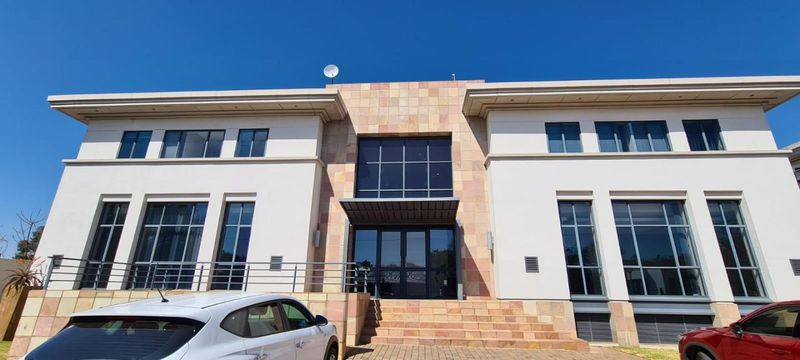A stunning 448sqm Office space to-let in Bryanston