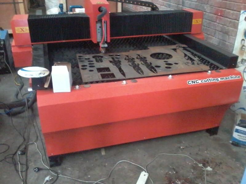 cnc plasma metal cutters with 1500 by 3000mm water bed with 200 amp and 100 amp pwer soures