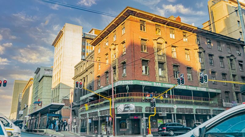 2 Bedroom apartment in Johannesburg Central To Rent