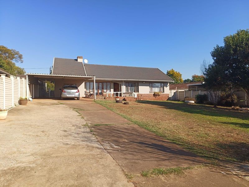 House in Scottsville Ext For Sale