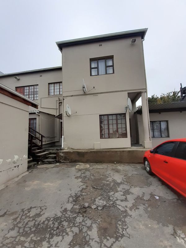 Secure room to rent in the heart of Southernwood with secure parking