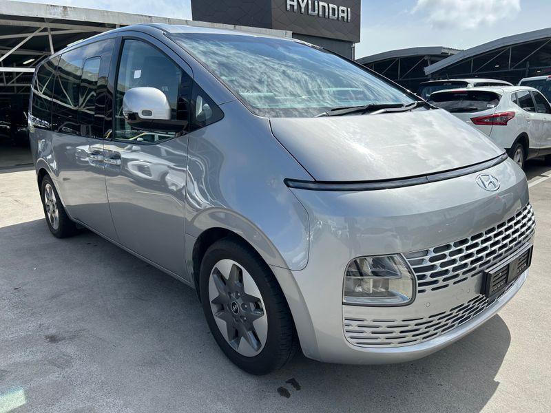 2022 Hyundai Staria MY21.11 2.2D Elite 9 Seater AT for sale!