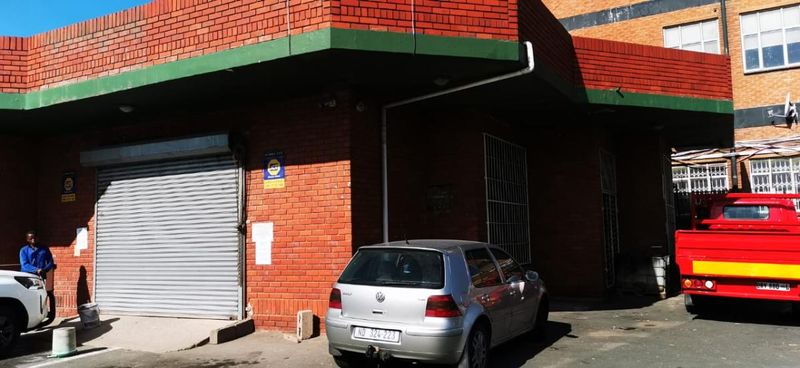 Retail Space To Let : 160 sqm - Clairwood