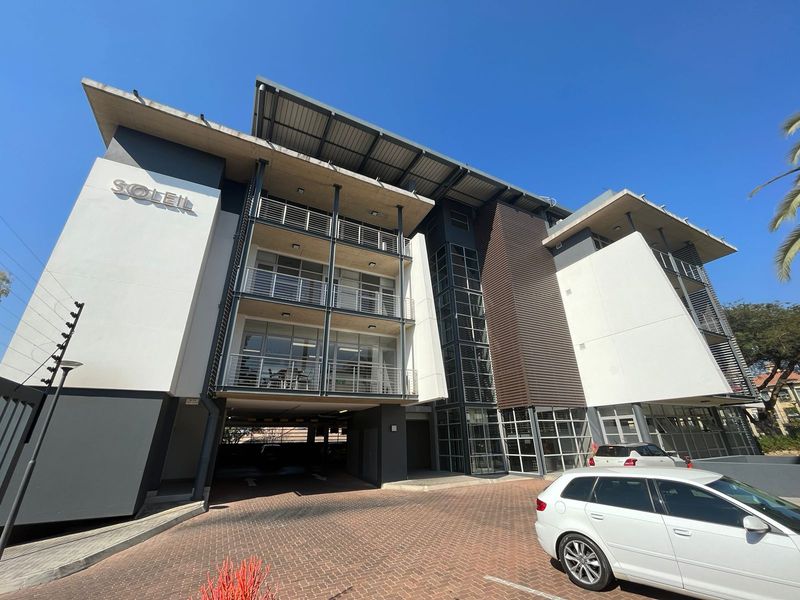 Incredible and Modern 233m2 unit for sale in Bryanston!