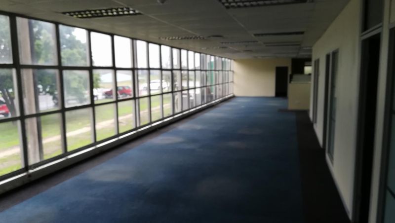 376m2 Office/training facility to rent in Bellville south