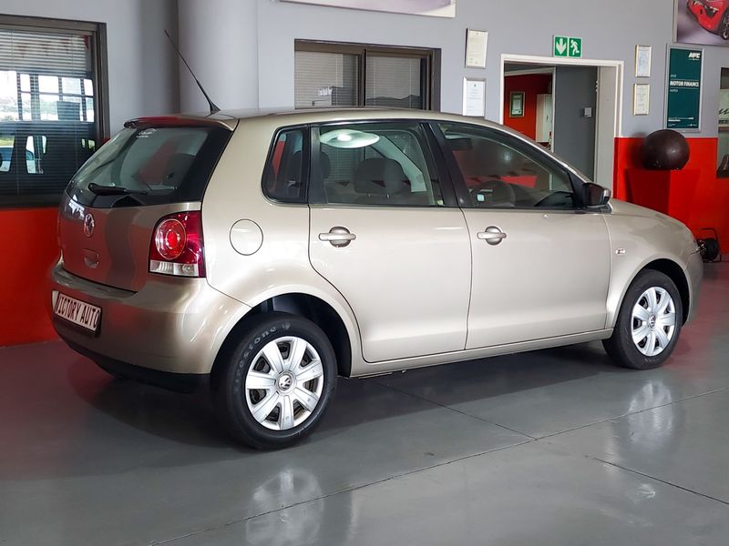 2017 Volkswagen Polo Vivo Hatch 1.4 Trendline for sale!