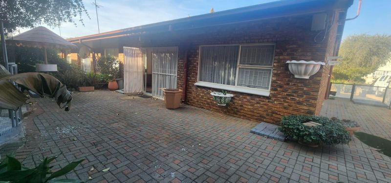 2 Bedroom Sectional Title in Fochville for sale