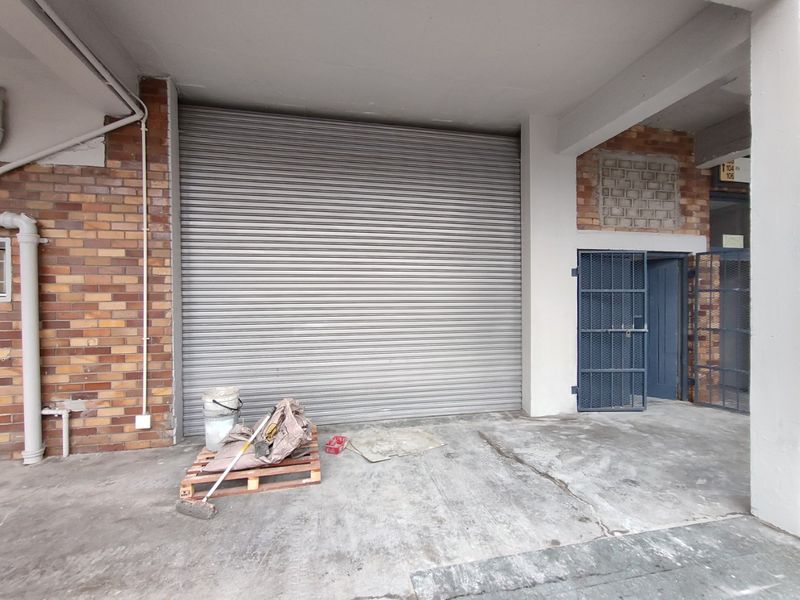 Industrial Unit in Secure Park