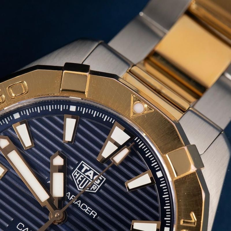 TOPWATCH - TAG HEUER Aquaracer