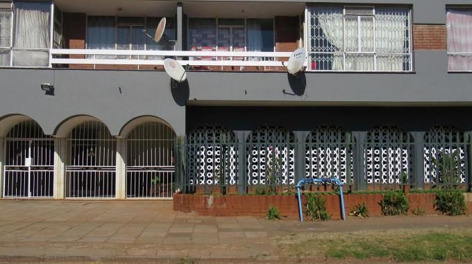 2 Bedroom with 1 Bathroom Sec Title For Sale Gauteng