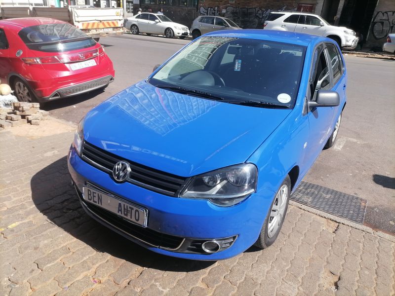 2010 Volkswagen Polo Vivo Hatch 1.4 Trendline, Blue with 124000km available now!