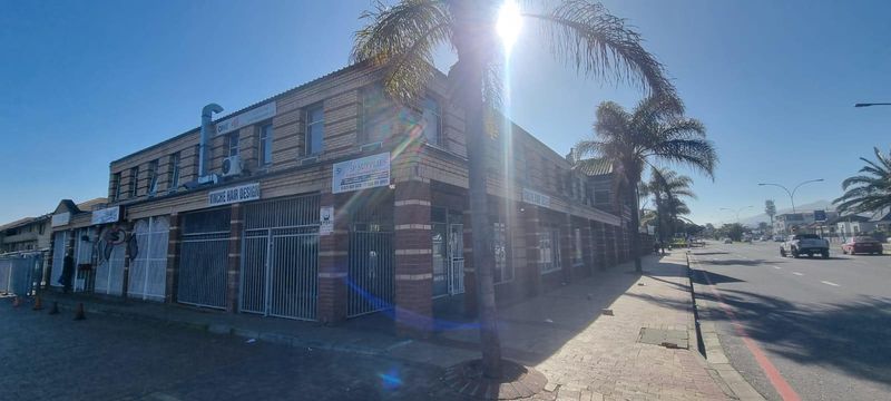 Glenlily | Prime Retail Space For Rent On McIntyre Road, Parow