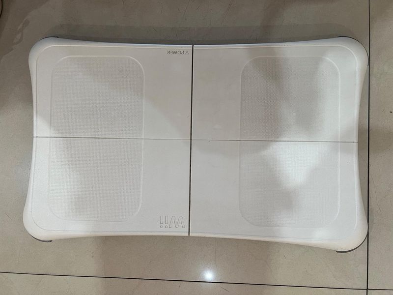 Wii board for sale R1000