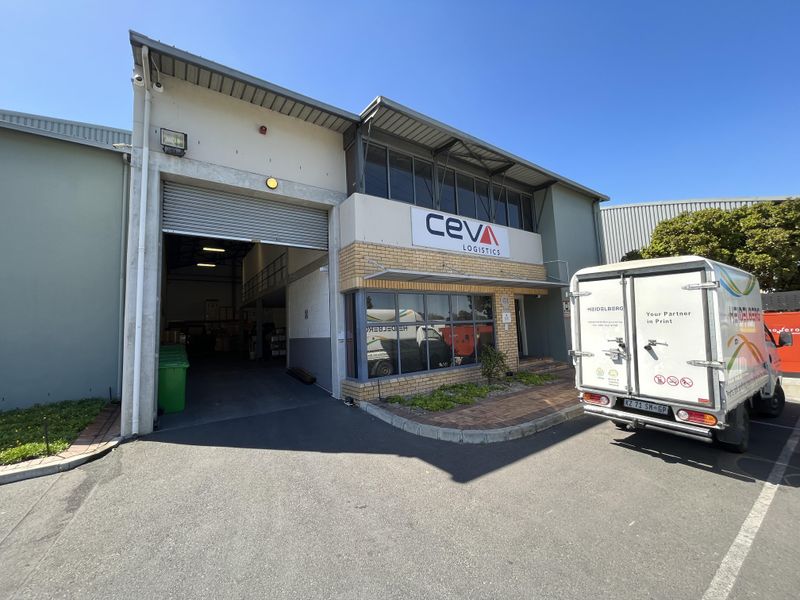 527m2 A-GRADE WAREHOUSE TO LET IN AIRPORT INDUSTRIAL