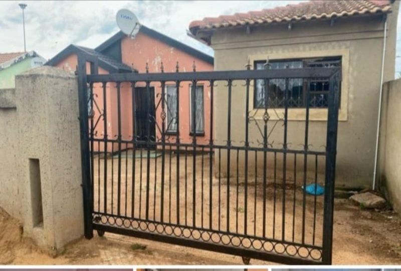 2 bedroom house to rent in Mfundo Park