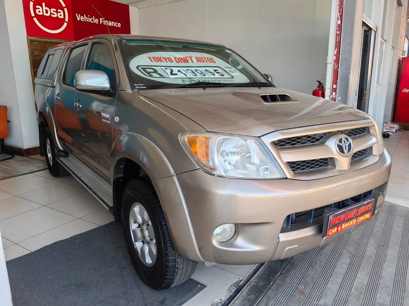 2007 Toyota Hilux 3.0 D-4D D/Cab RB Raider WITH 235200 KMS, CALL JOOMA 071 584 3388