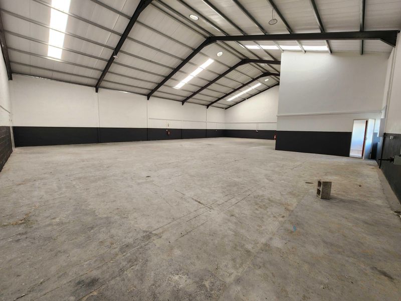 450m2 Warehouse TO LET in Bellville