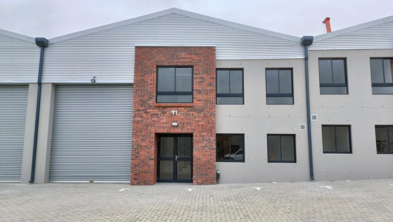 80Sqm New Offices / 24 Hour security / No loadshedding TO LET in Milnerton