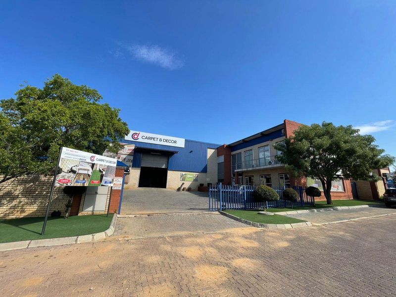 Northlands Deco Park | Free standing unit to let / for sale