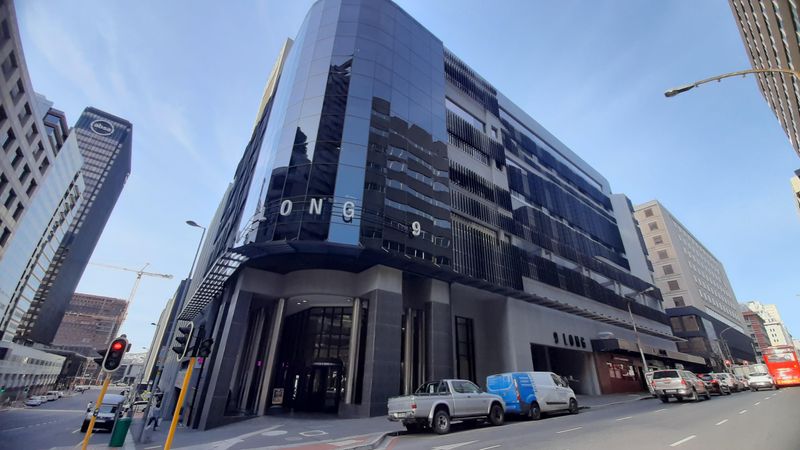125m2 Office to let at 9 Long Street