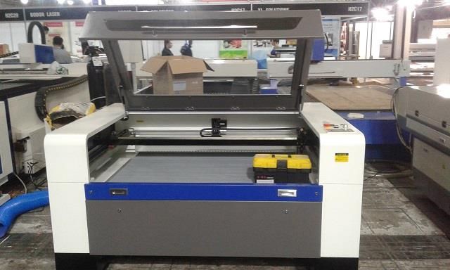 1390 100 watt laser cutter and engraver