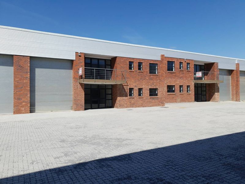 Brand New warehouse in Secure Park with ample parking.